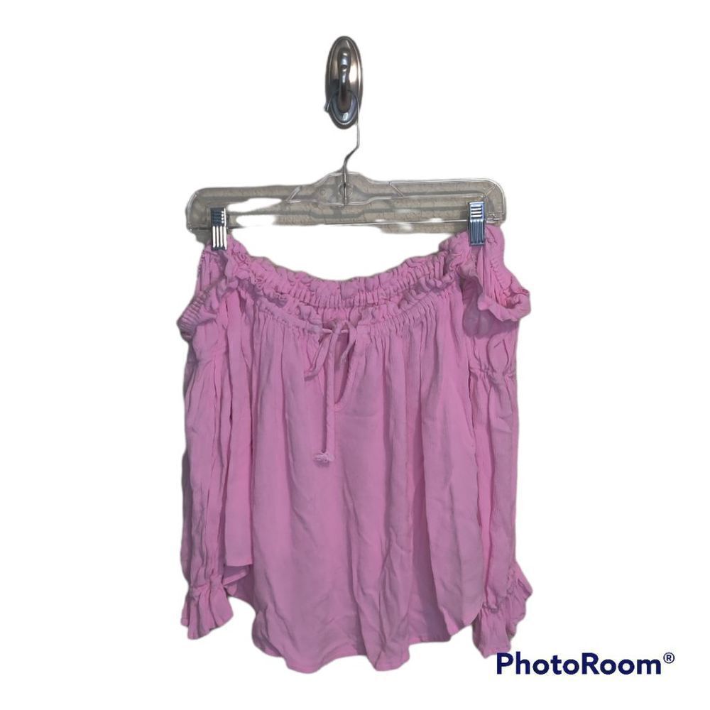 Storets Off the Shoulder Top